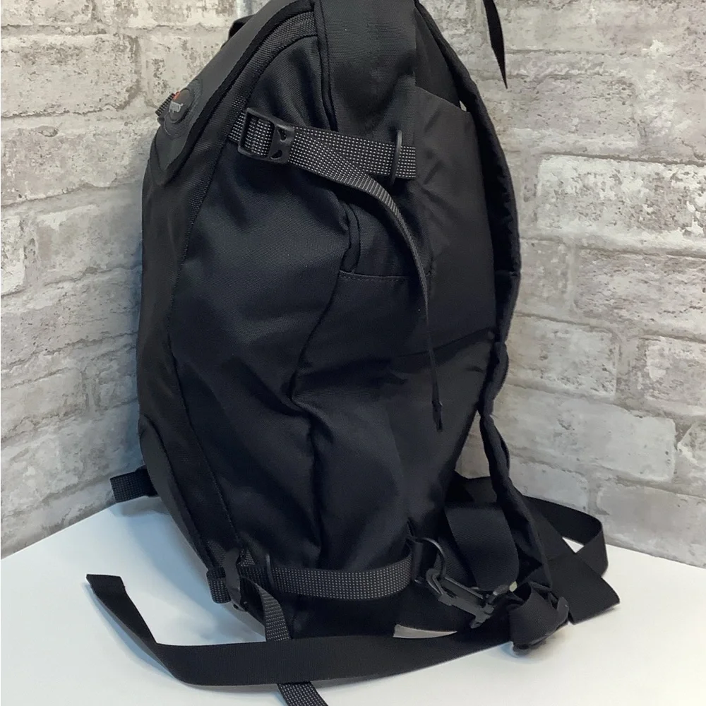 Lowepro Backpack Black Camara Carrier Case Accessories Men’s Travel Rare